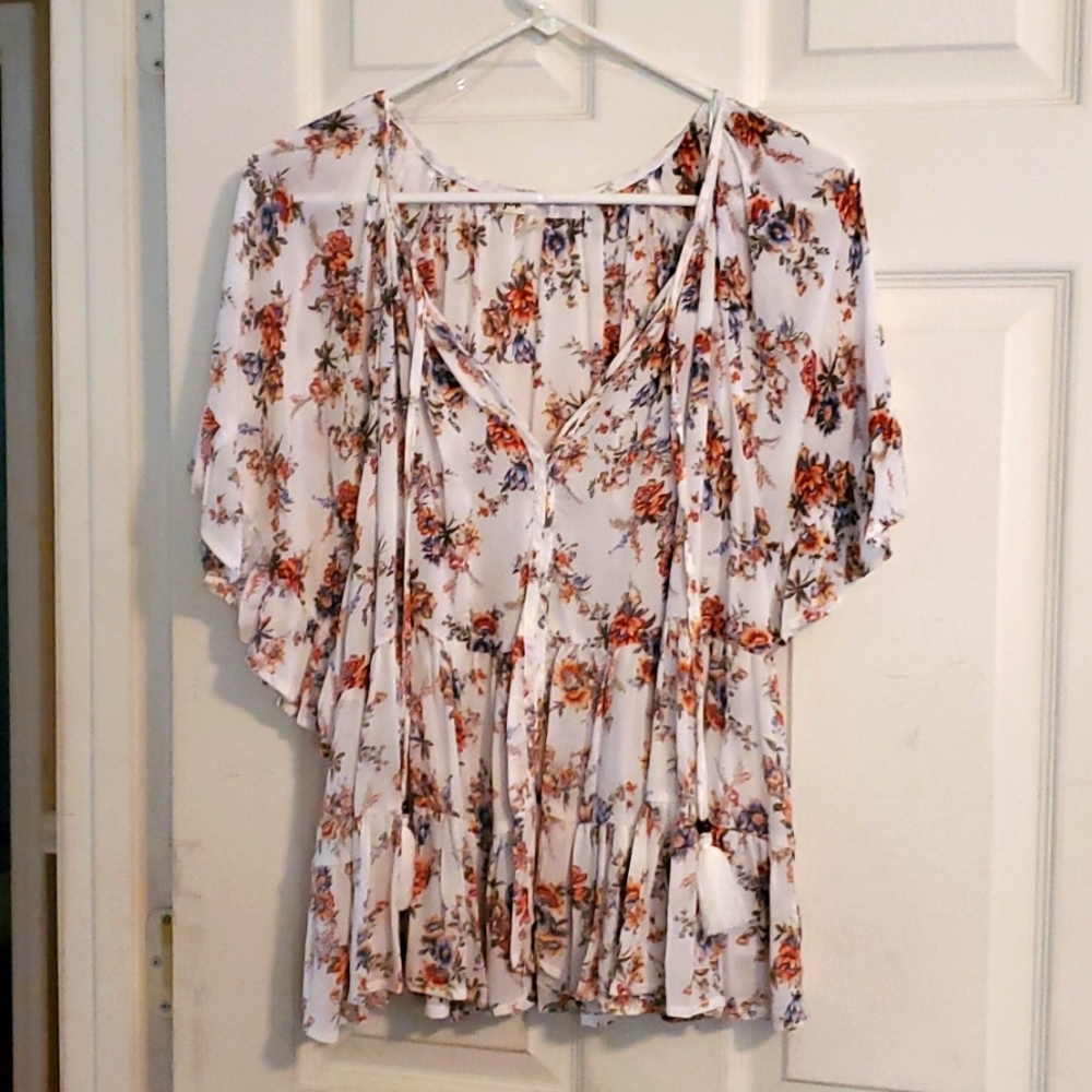Jolt floral blouse NWT size L